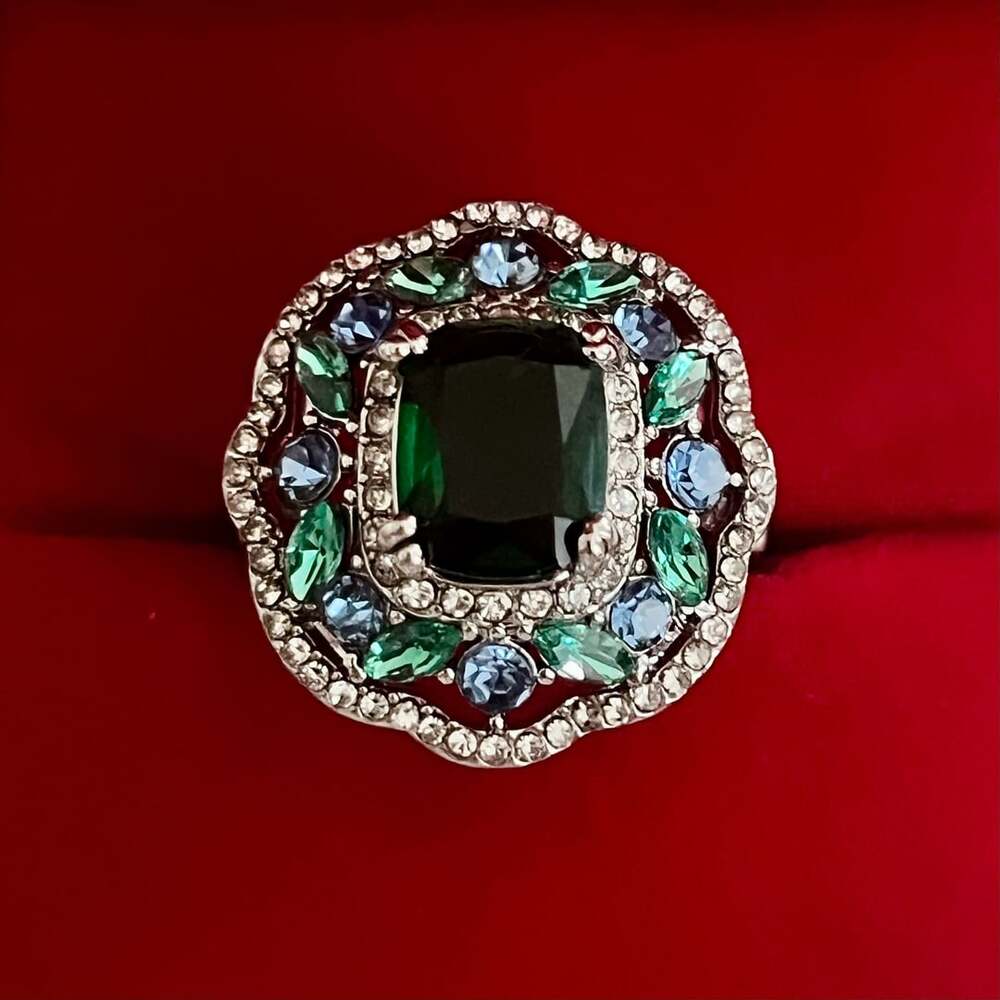 Vintage Style Green And Blue Rhinestone Sterling Silver Cocktail Ring Size 8